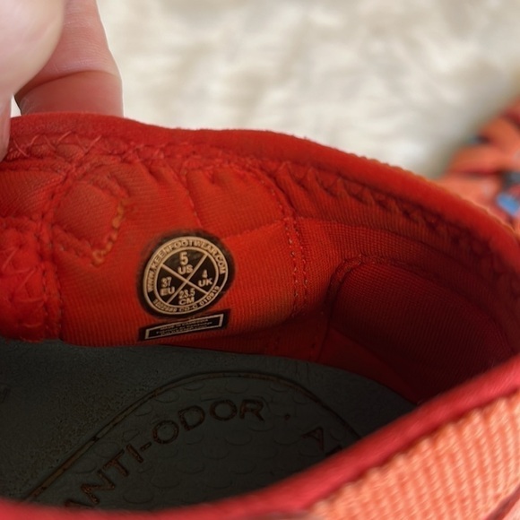 Keen Youth Outdoor Water Shoes Sandals - Picture 12 of 12